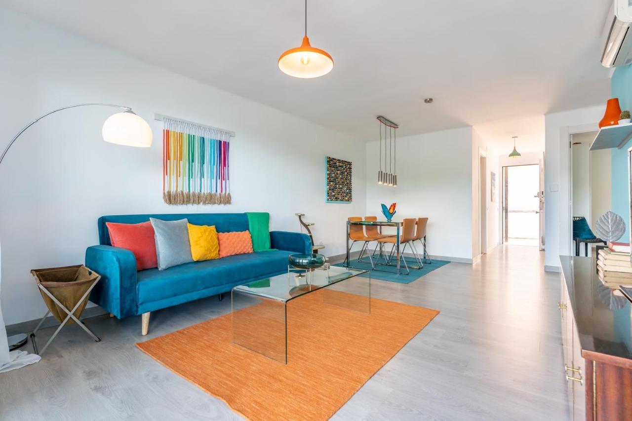 Beach Front Retro Hideaway In Salou Exterior foto